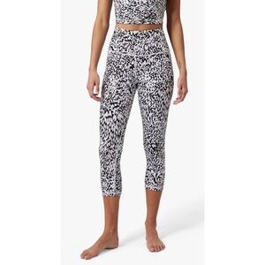 Athleta Elation Capri Caprielation Leggings - Size Medium